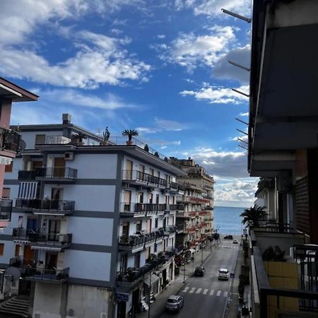 La Casa Di Giovanni - Apartment In The Center Of Maiori Exteriör bild